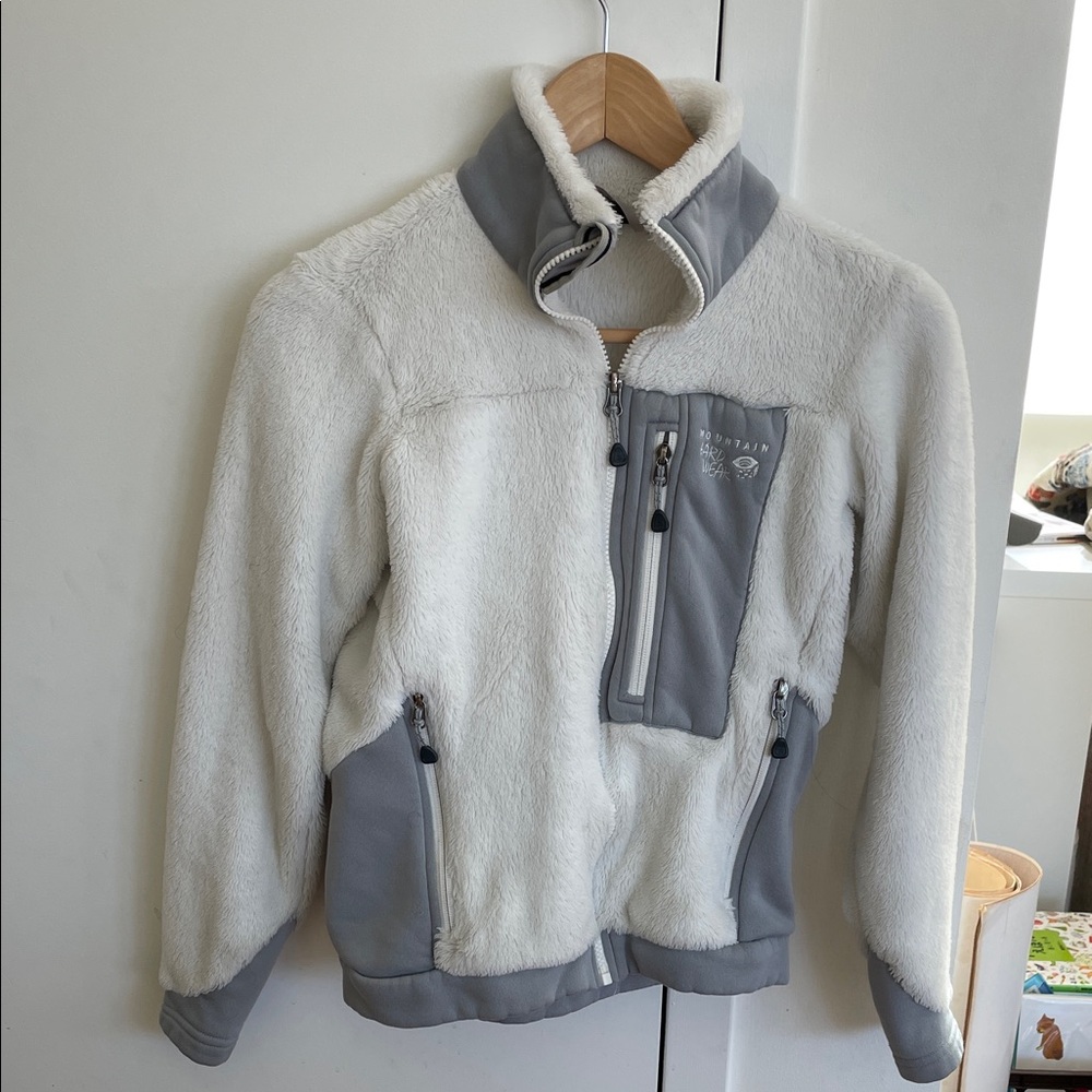 Mountain Hardwear White and Gray Ski Jacket